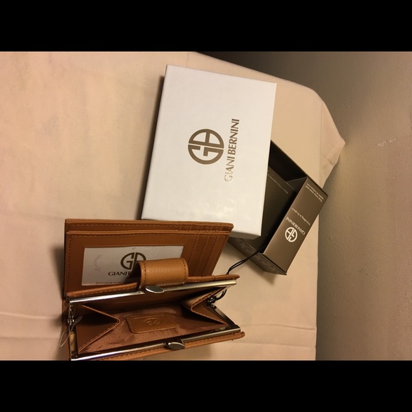 Wallet - Picture 8 of 8